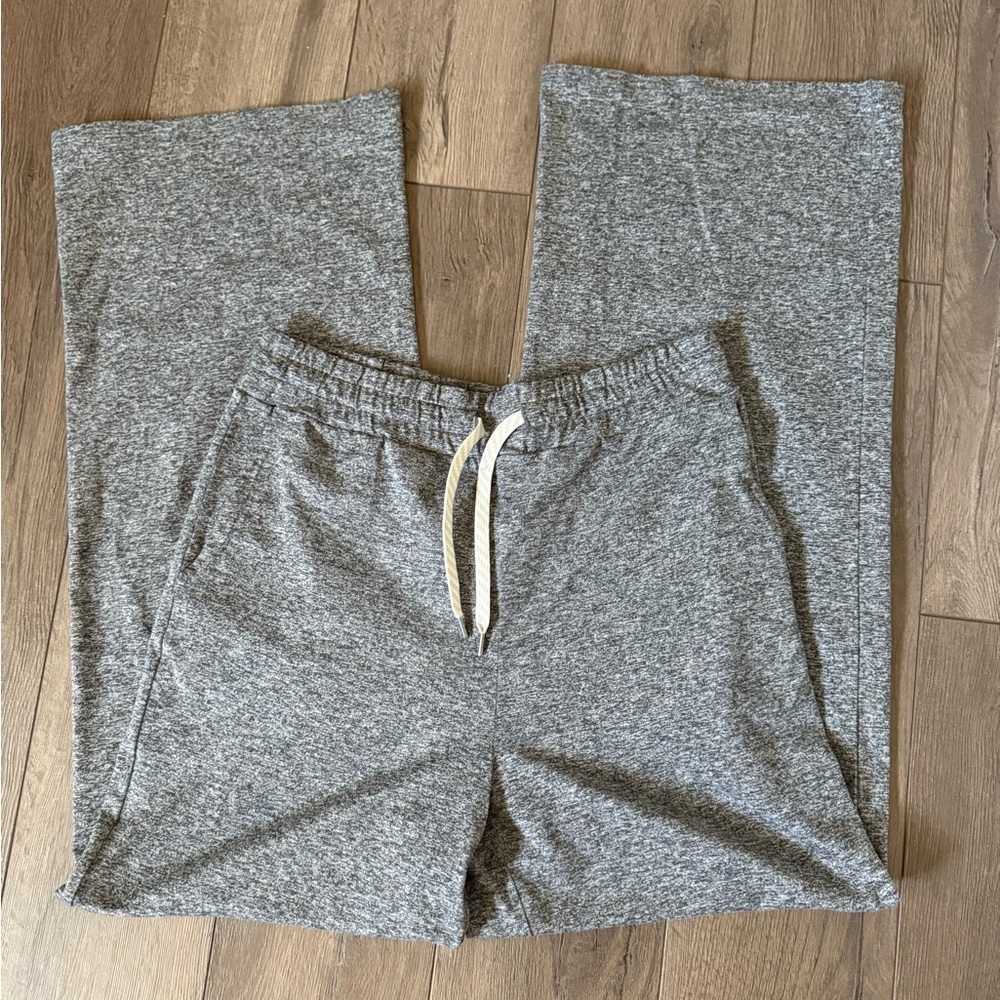 Vuori Halo Essential Wideleg Pant
